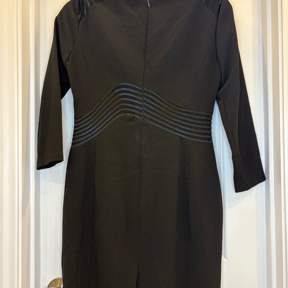 ANTONIO MELANI Elegant Black Textured Dress - Picture 2 of 7
